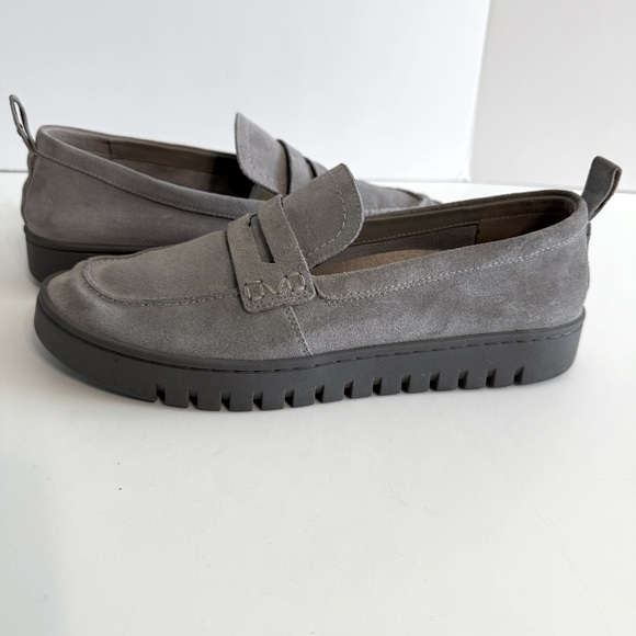 Vionic Shoes - Vionic Uptown Suede Loafers Flats Women Size 9 Light Gray Comfy Work Office